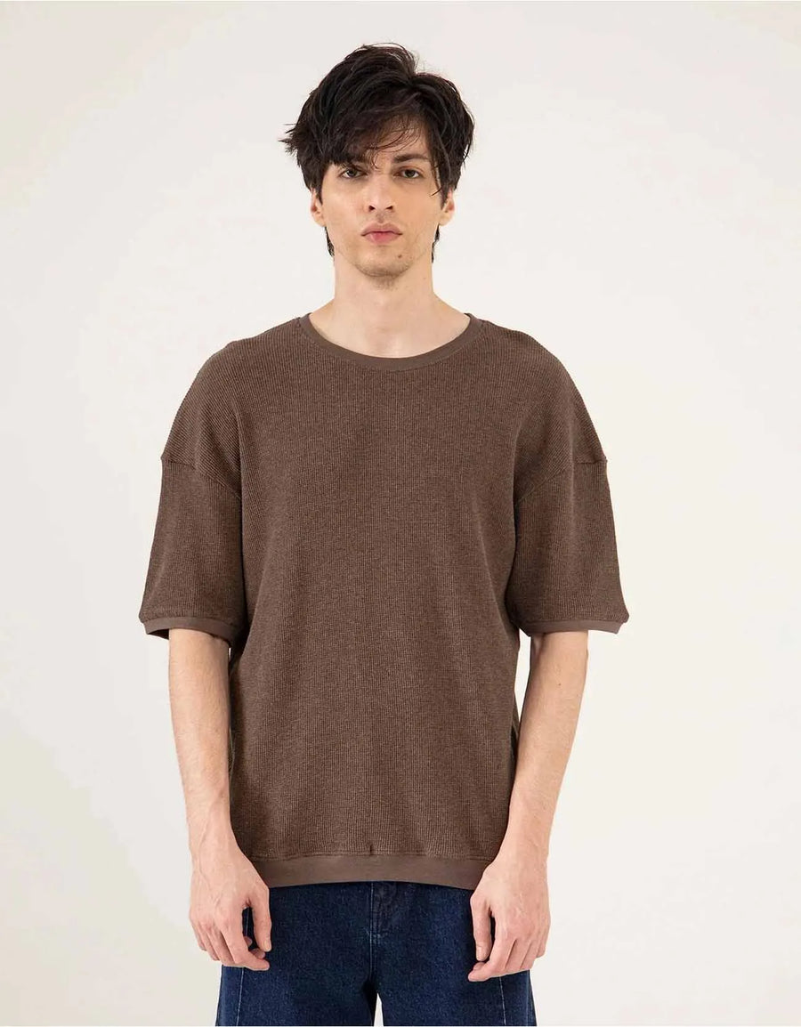 BASIC TEXTURED CREW NECK TEE