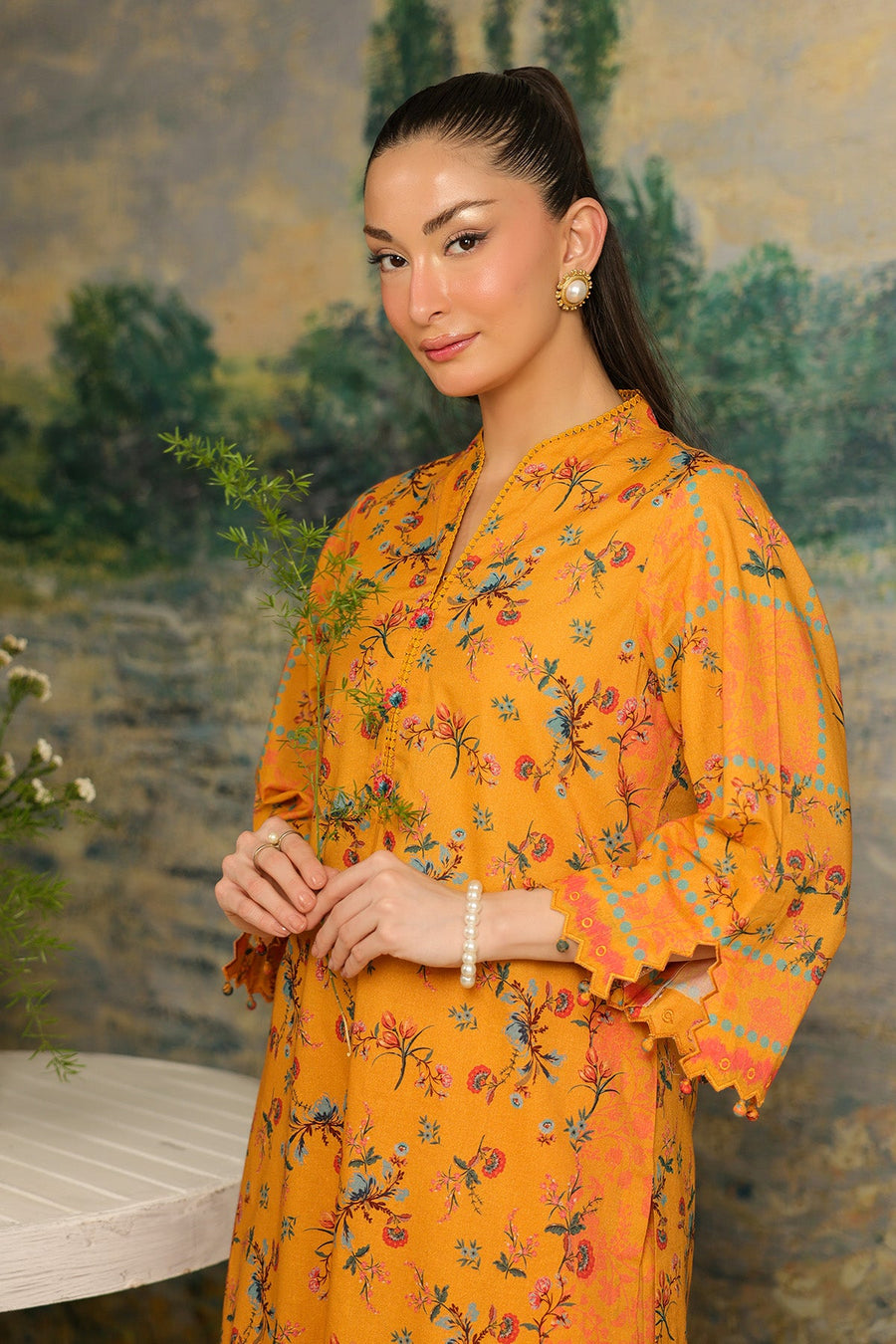 Saffron Bloom