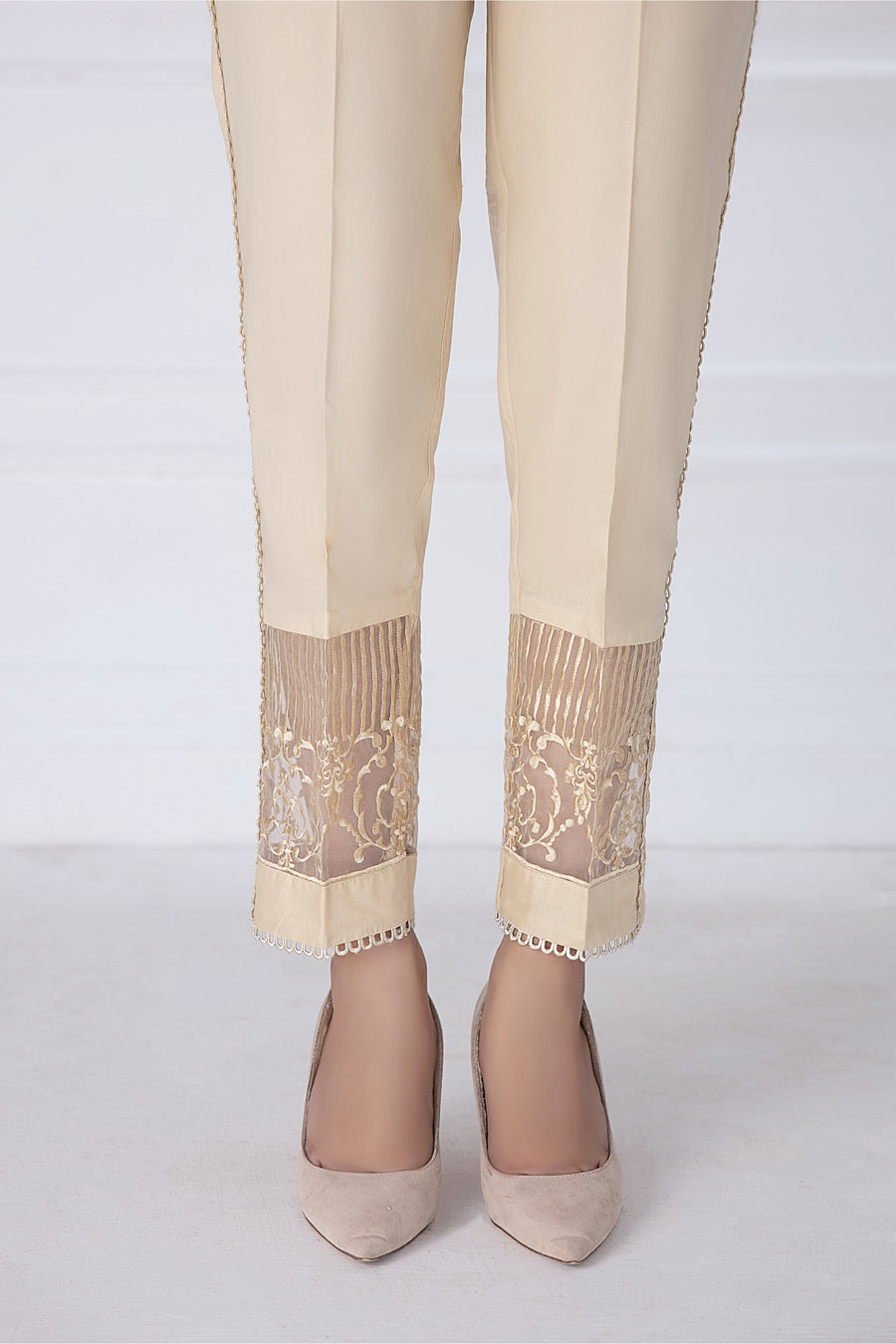 01 Piece Stitched Bottom