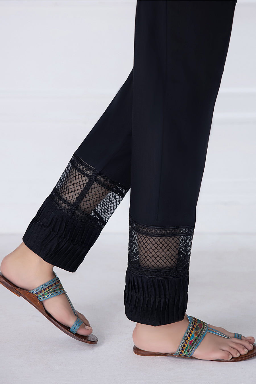 01 Piece Stitched Bottom
