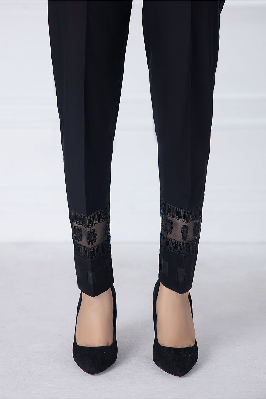 01 Piece Stitched Bottom