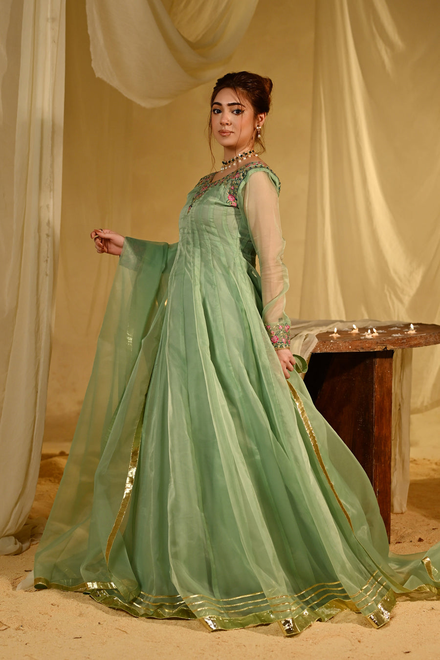 NEGAR