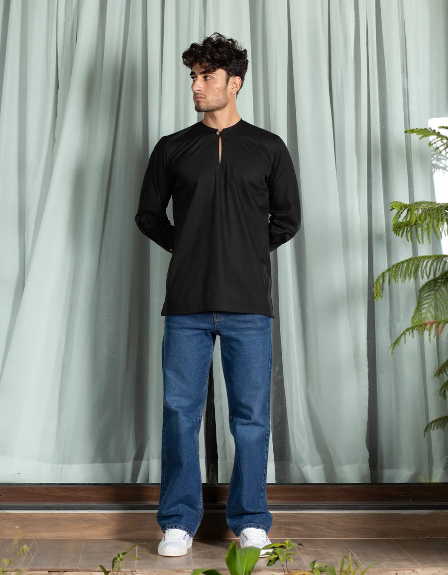 MEN’S CREW NECK KURTA
