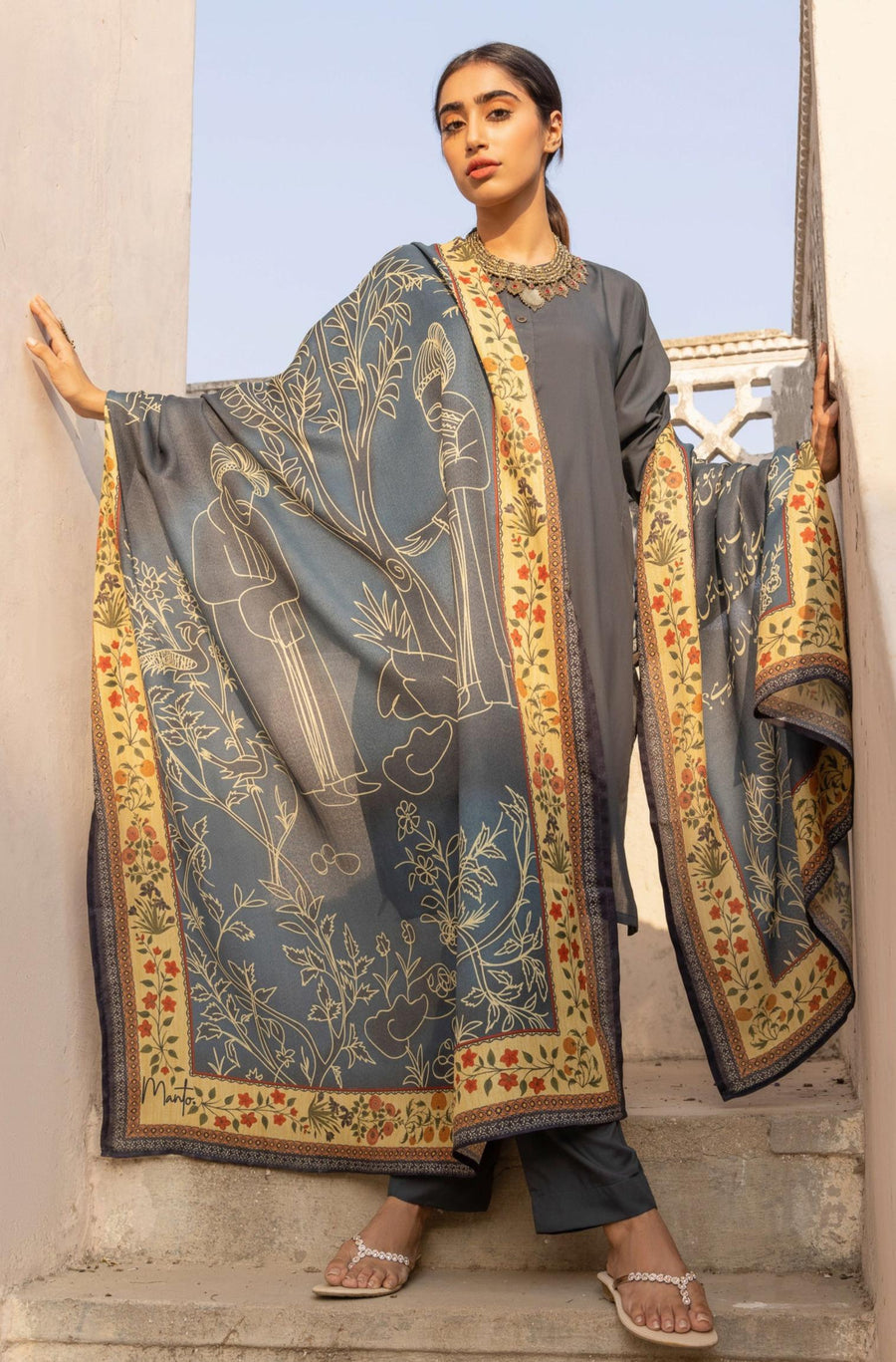 Gumaan Odhni - Shaded Peacock Blue