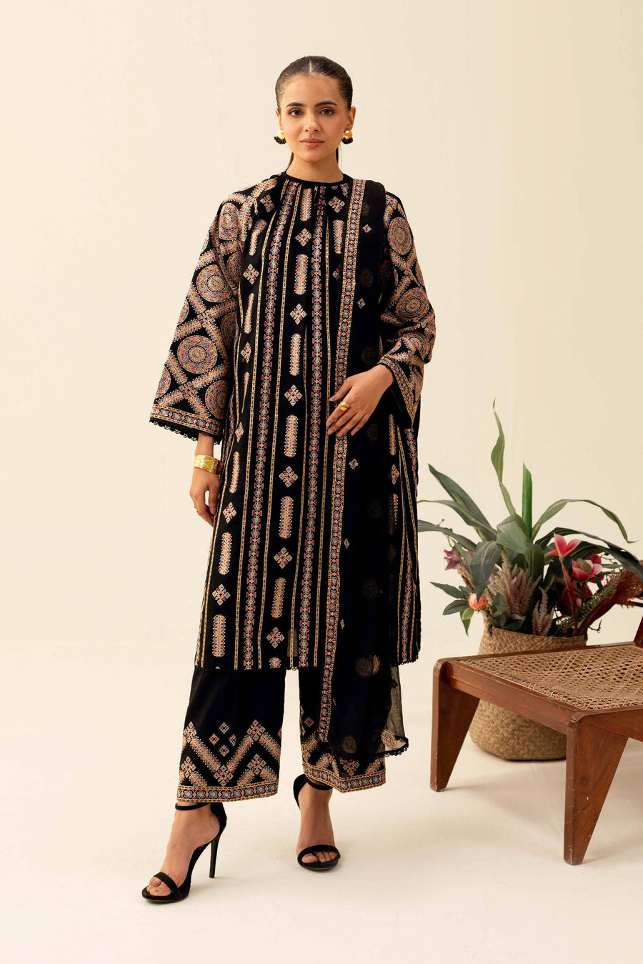 3 Piece - Embroidered Lawn Suit (Unstitched)