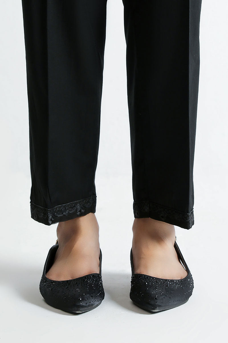 EMBROIDERED FITTED PANTS 2