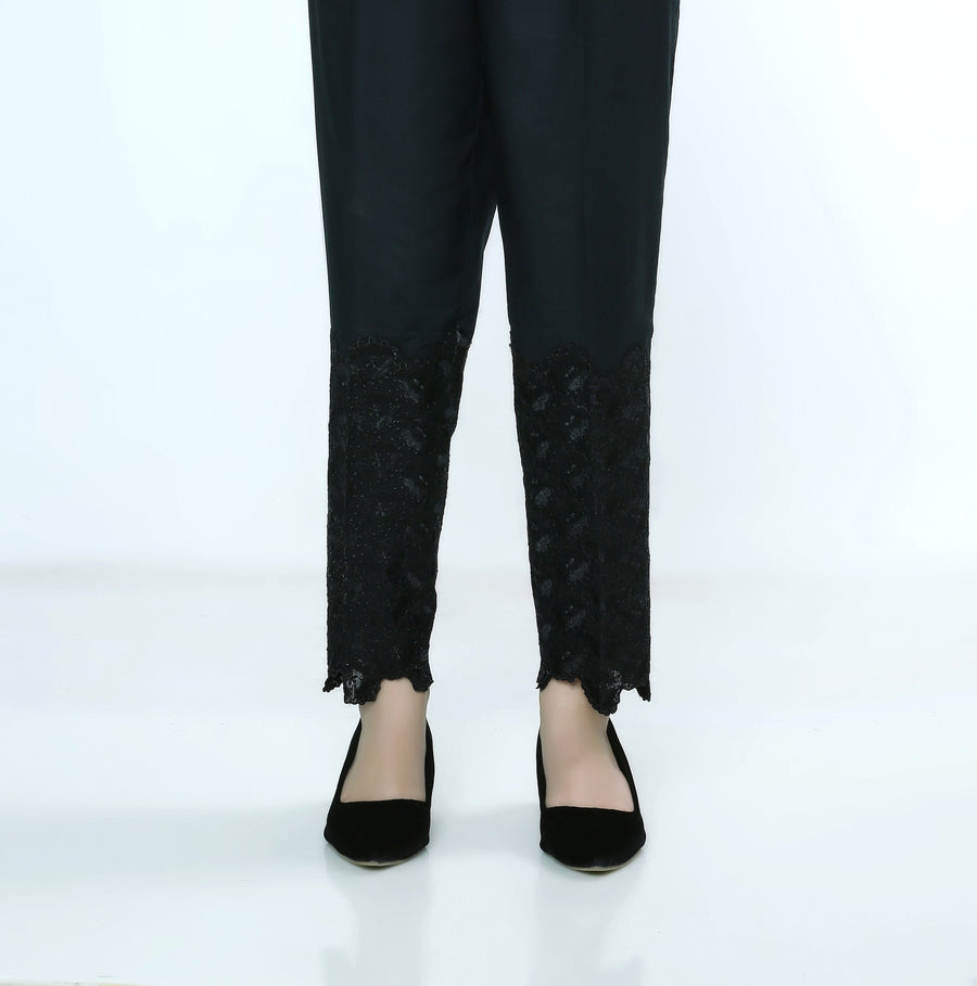 1 Piece Embroidered Cotton Bottom