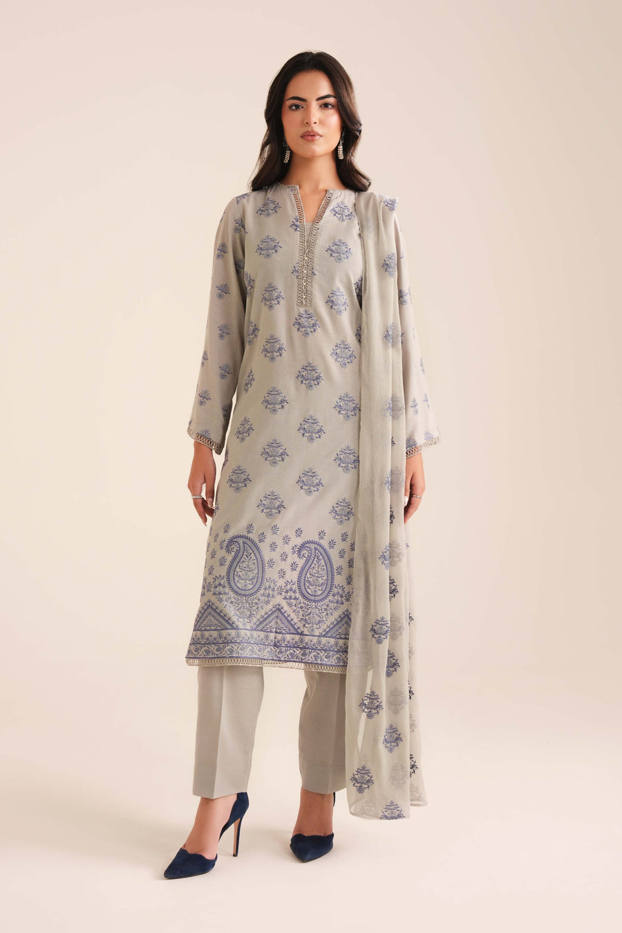 3 Piece - Embroidered Karandi Suit (Unstitched)