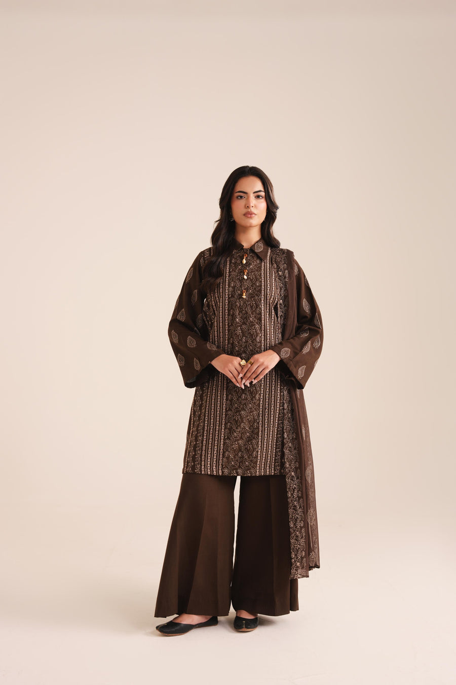 3 Piece - Embroidered Karandi Suit (Unstitched)