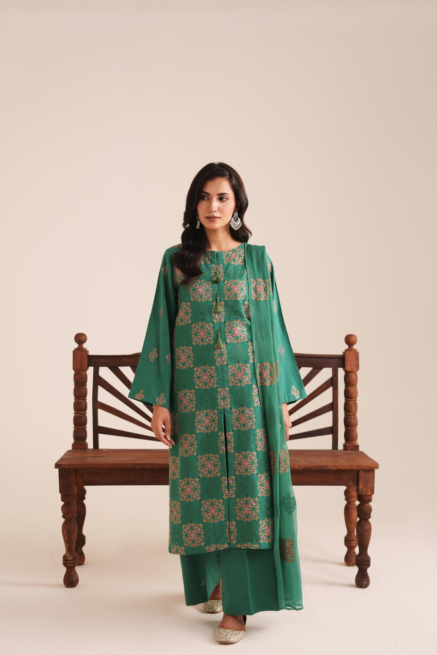 3 Piece - Embroidered Karandi Suit (Unstitched)
