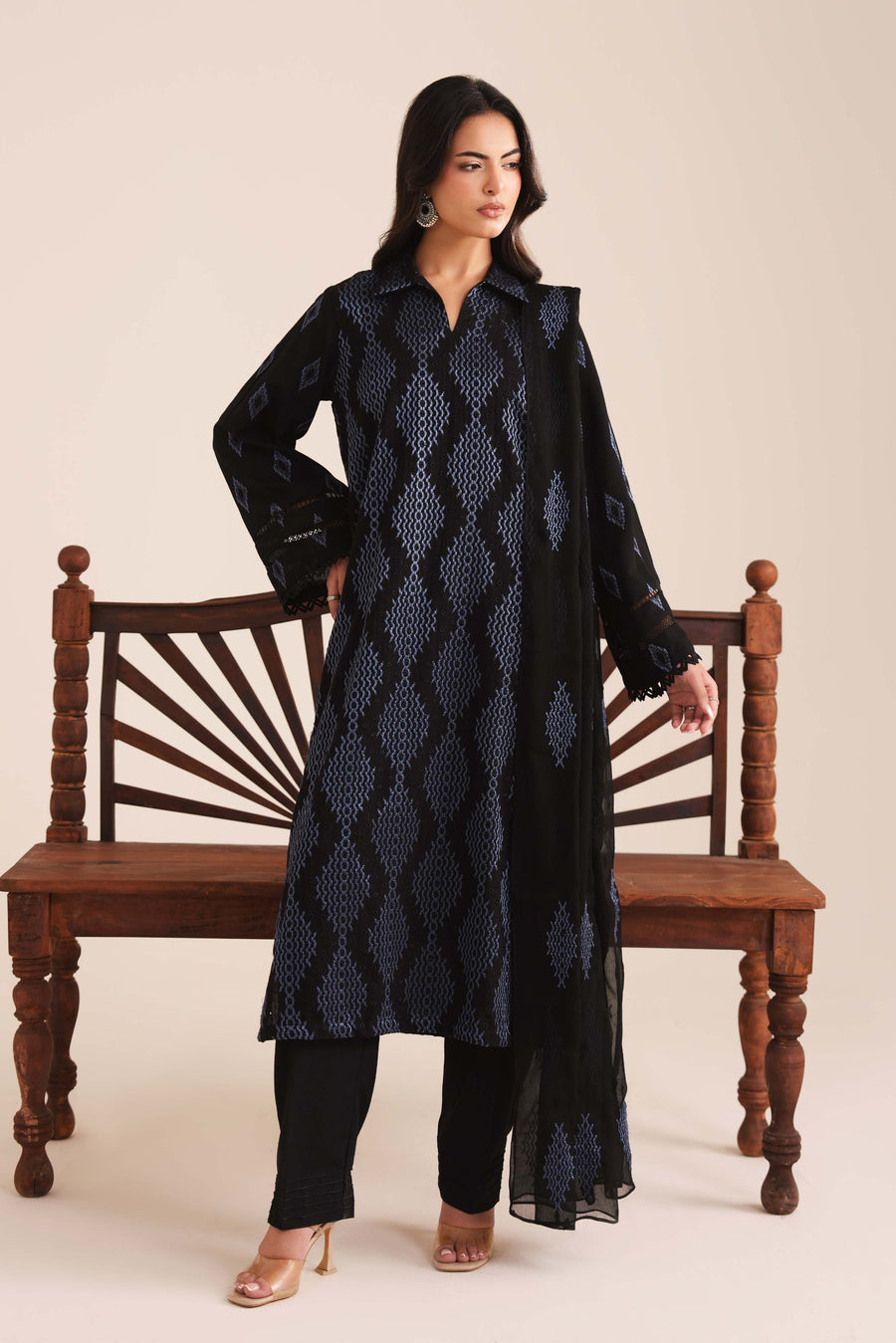 3 Piece - Embroidered Karandi Suit (Unstitched)