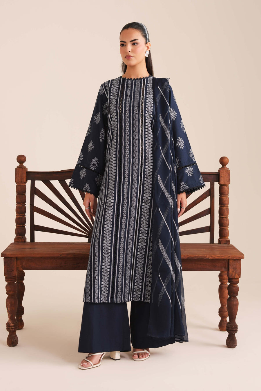 3 Piece - Embroidered Karandi Suit (Unstitched)