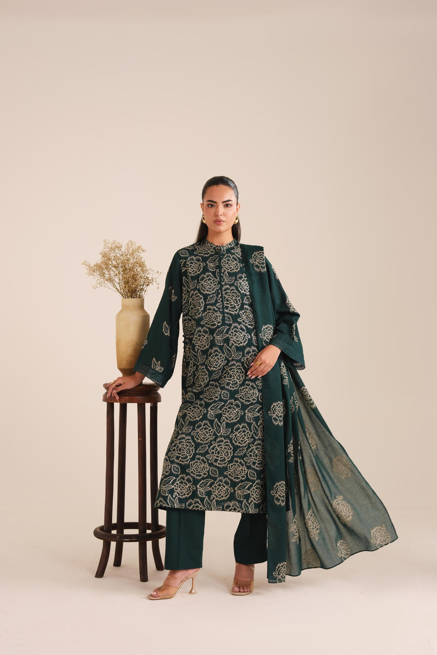 3 Piece - Embroidered Karandi Suit (Unstitched)
