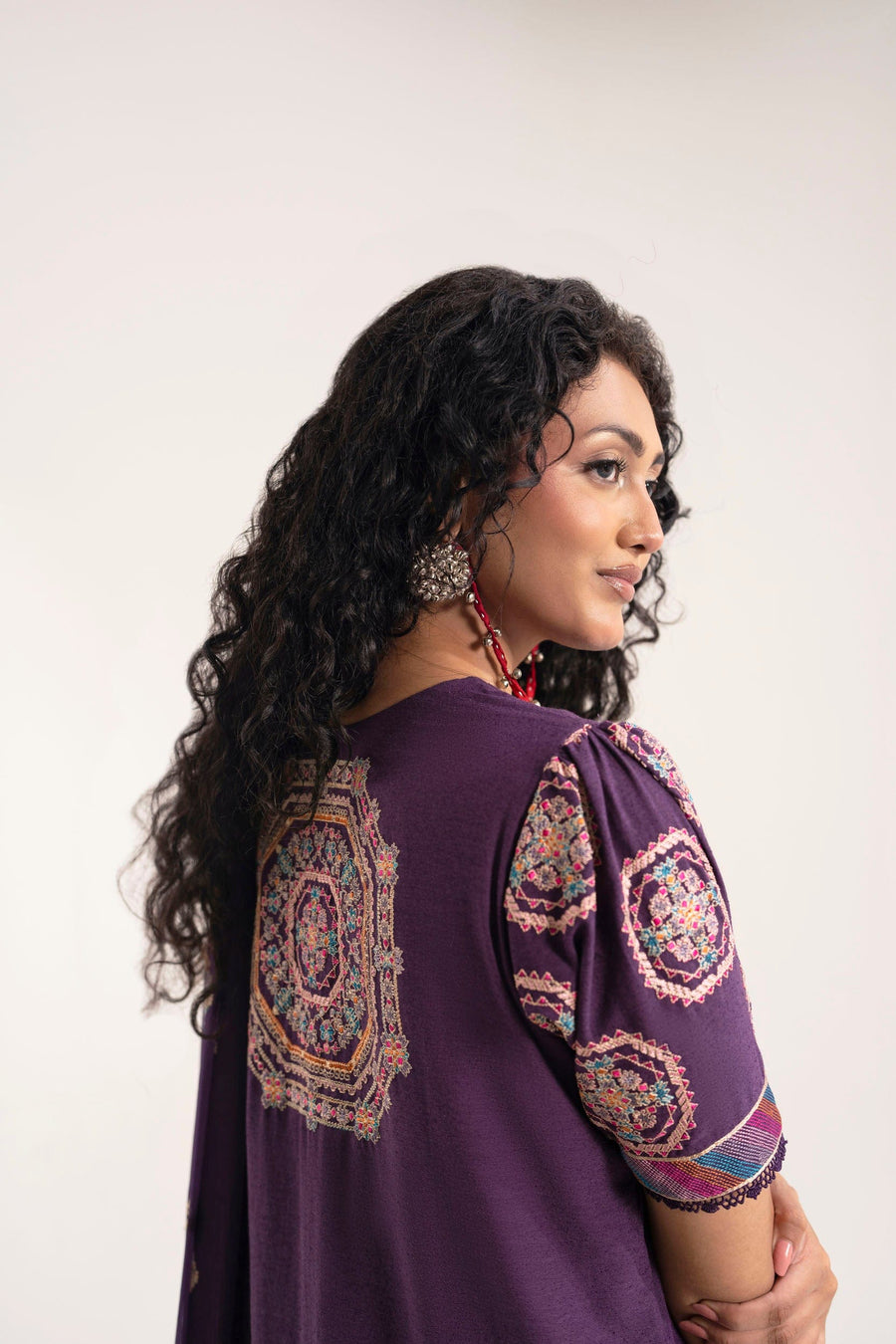 3 Piece - Embroidered Karandi Suit (Unstitched)