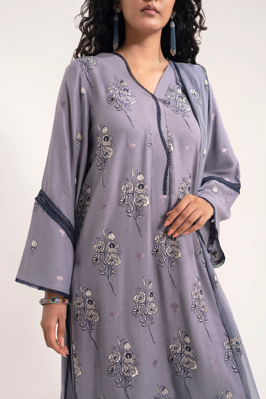 3 Piece - Embroidered Karandi Suit (Unstitched)