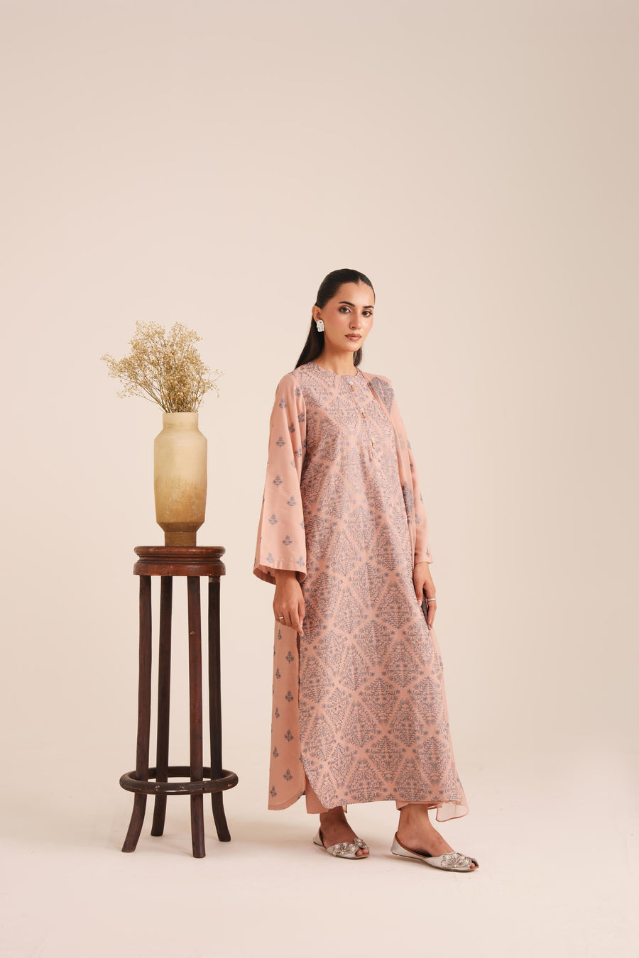 3 Piece - Embroidered Karandi Suit (Unstitched)
