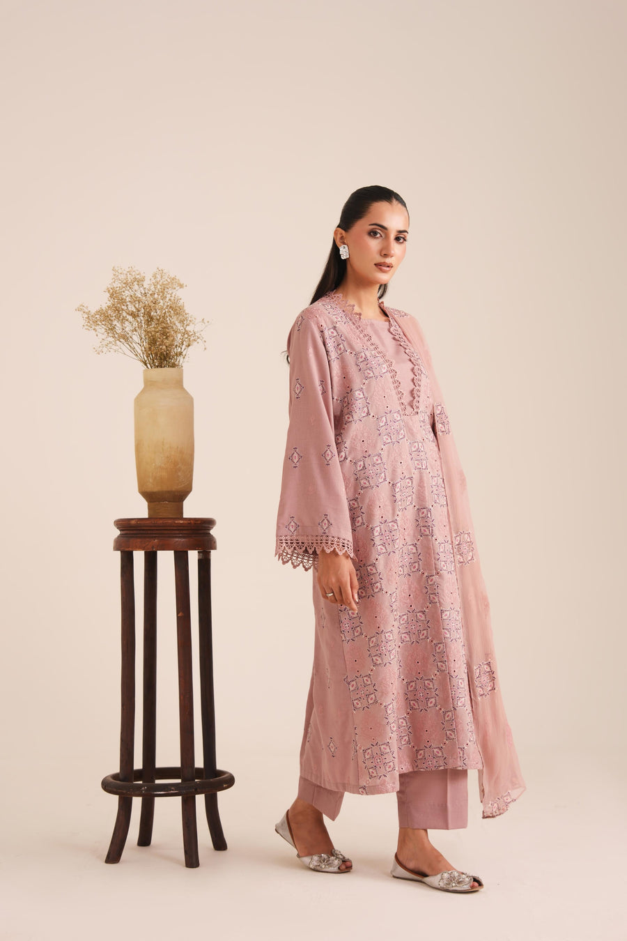 3 Piece - Embroidered Karandi Suit (Unstitched)