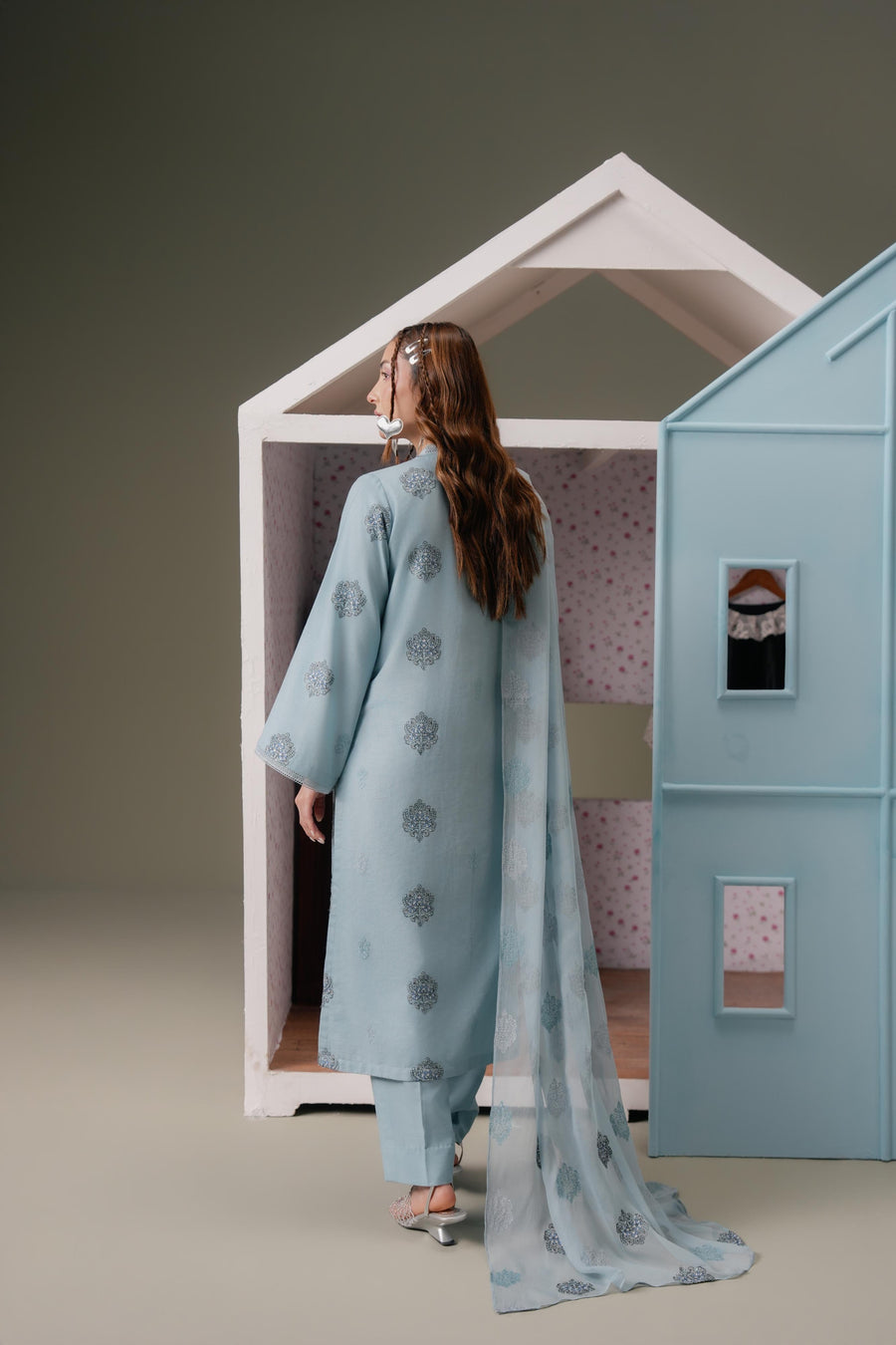 3 Piece - Embroidered Karandi Suit (Unstitched)