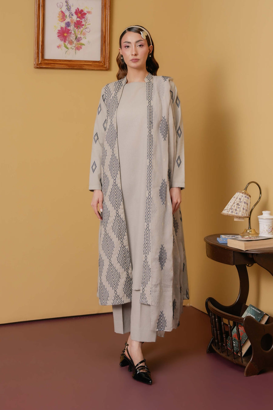 3 Piece - Embroidered Karandi Suit (Unstitched)