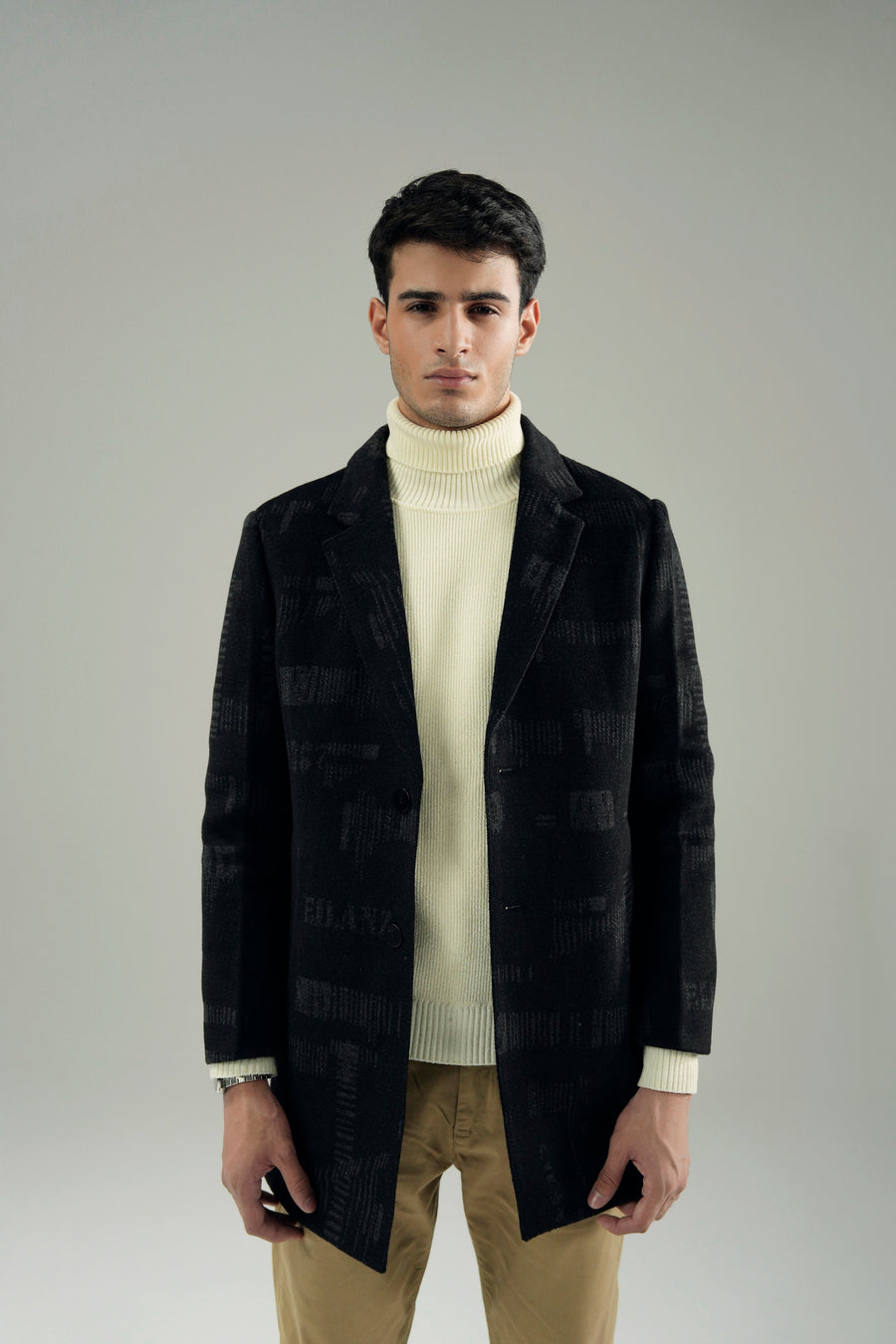 TEXTURED NOIR OVERCOAT