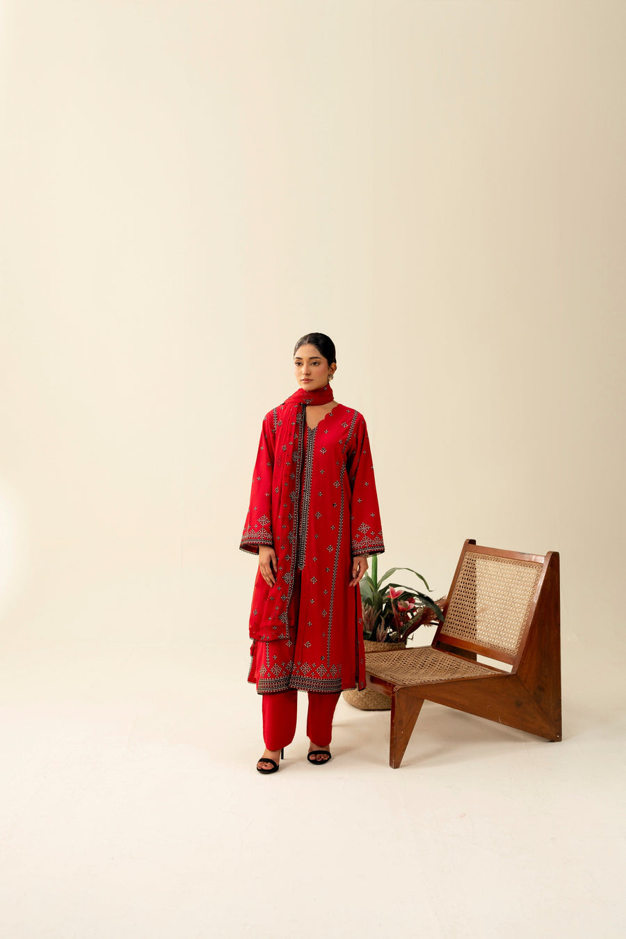 3 Piece - Embroidered Lawn Suit (Unstitched)