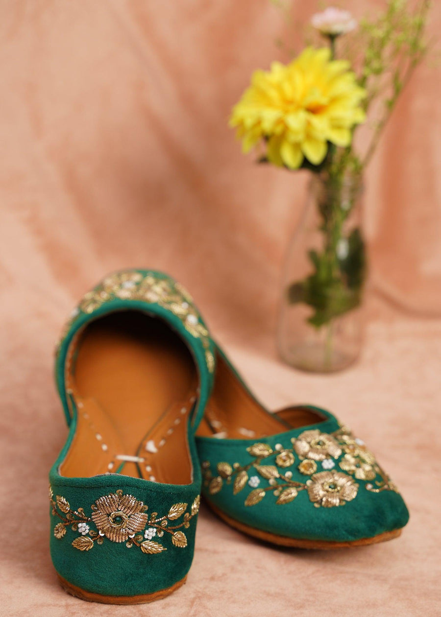 GULNAAZ