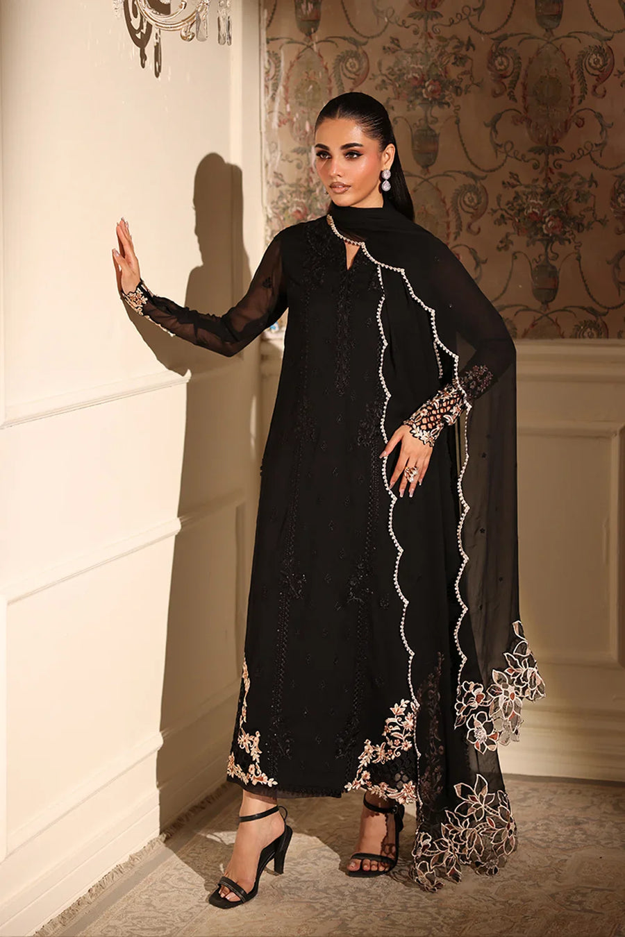 Dusken Lace