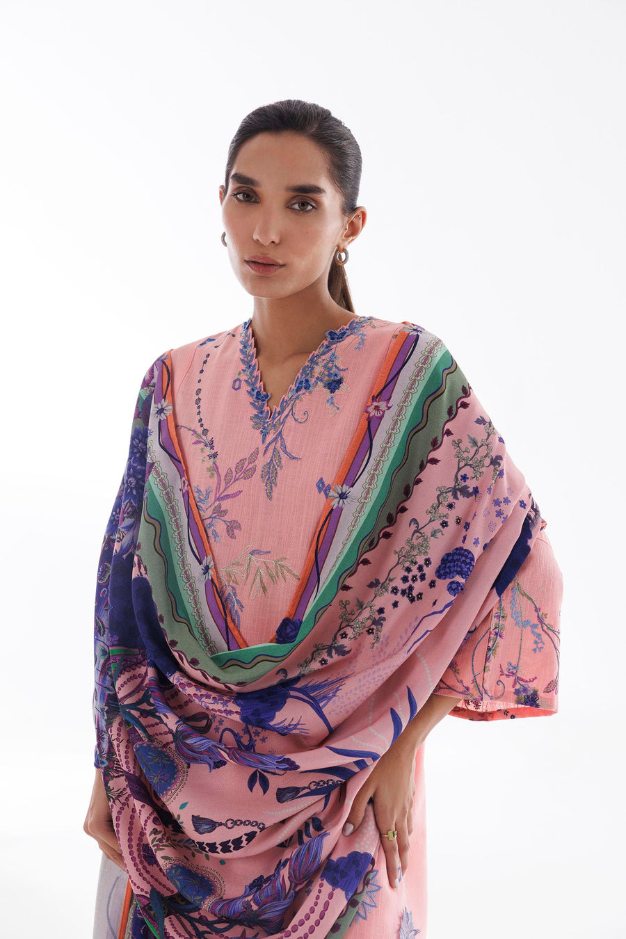 Stitched Khaddar Muzlin Suit
