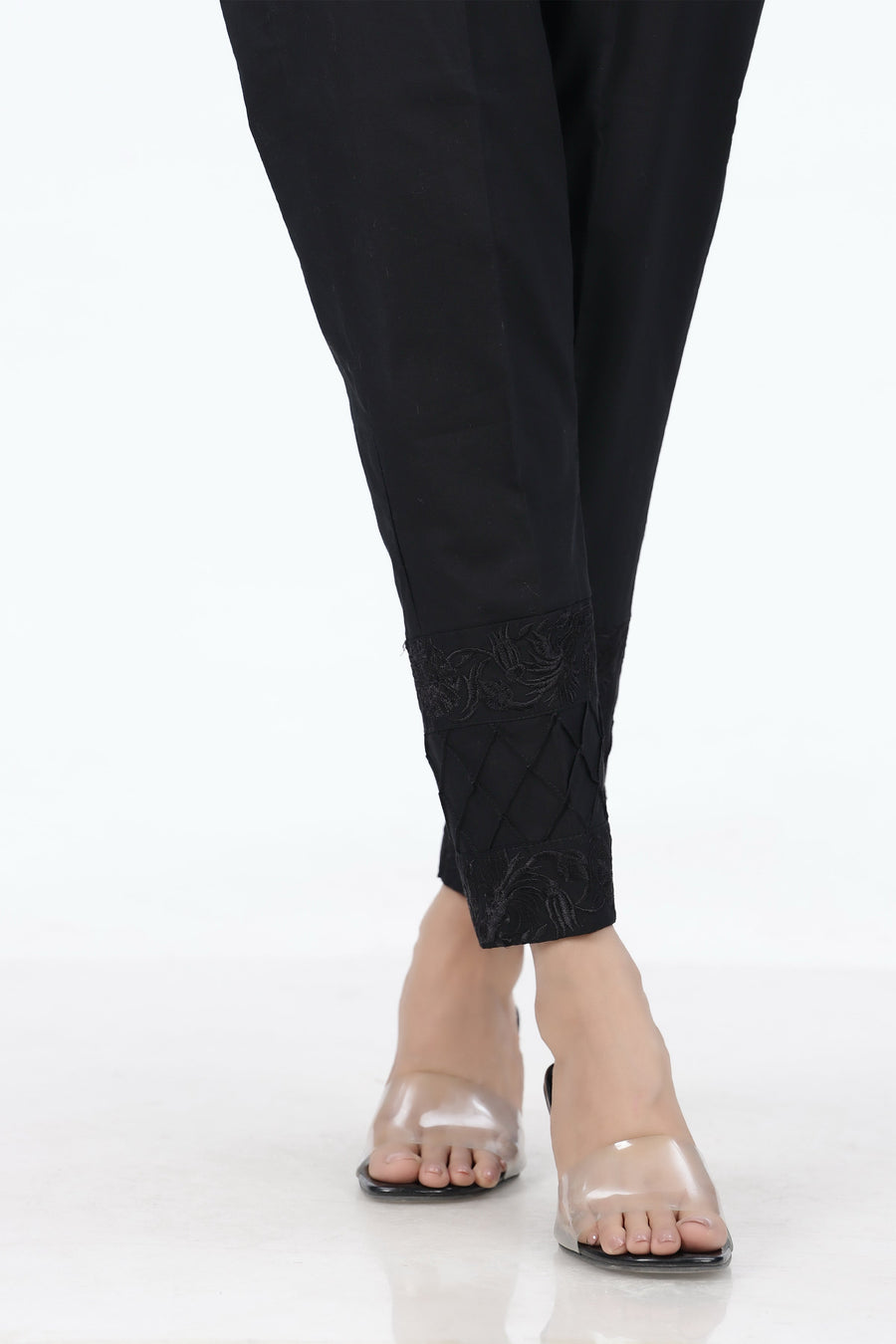 1 Piece Cambric Bottom