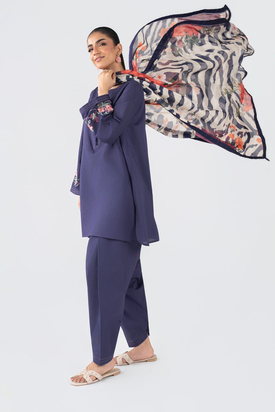 2 Pc Embroidered Lawn Suit