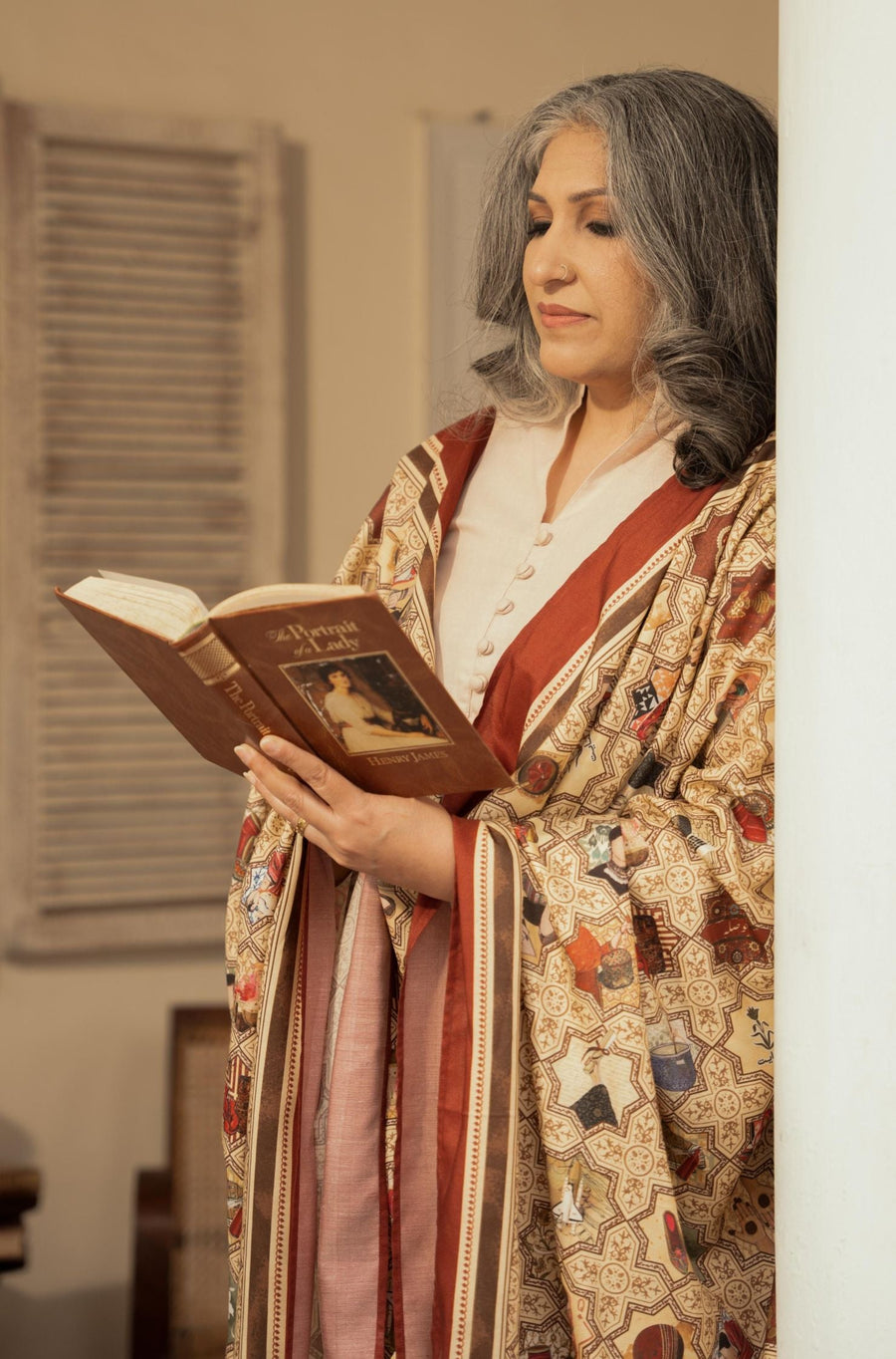Zeenat Odhni - Antique Maroon