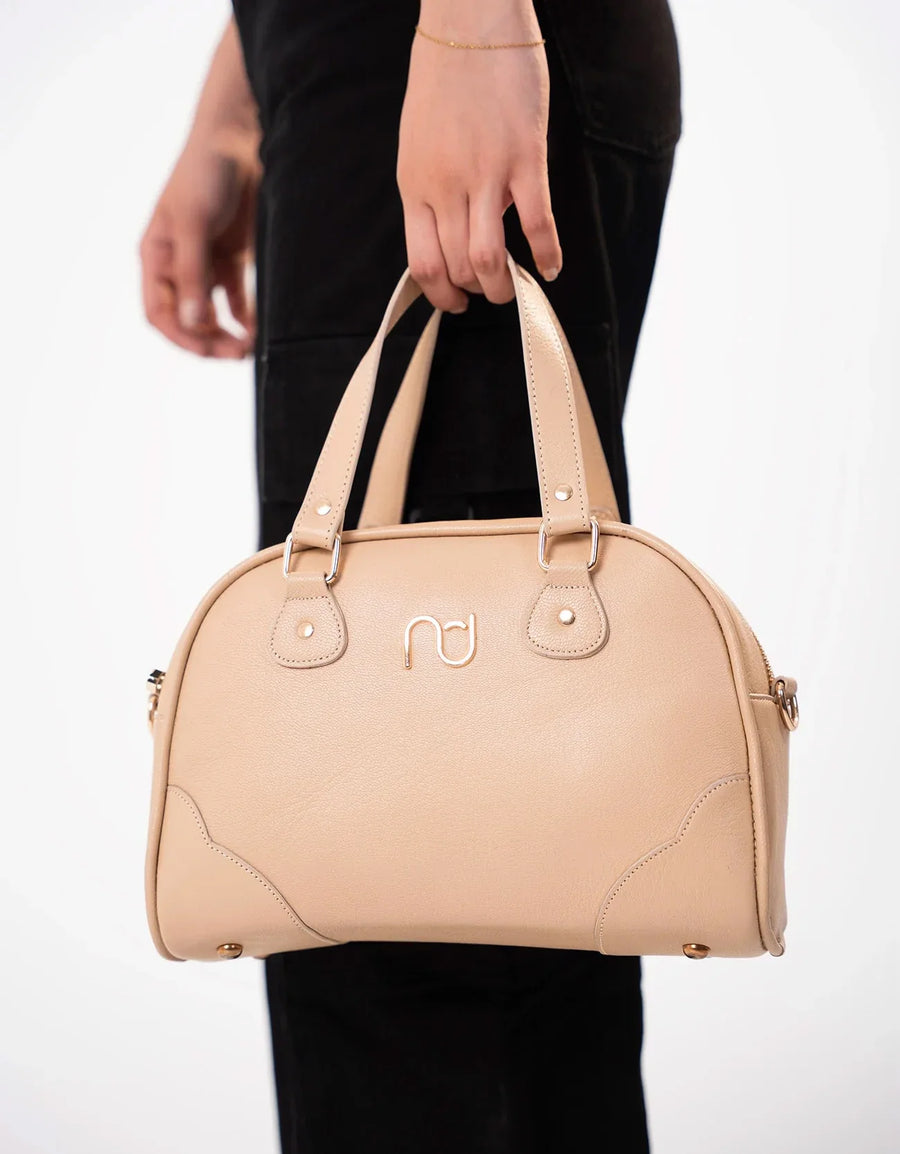 LEATHER MINI SLING BAG