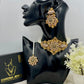 Maymuna Choker set