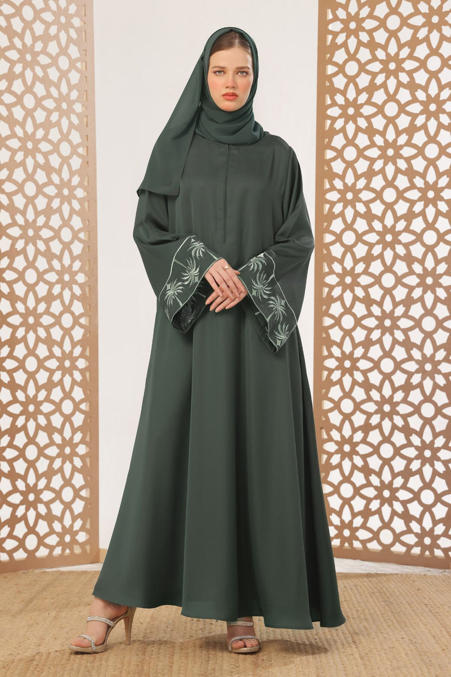 Palm Embroidered Abaya