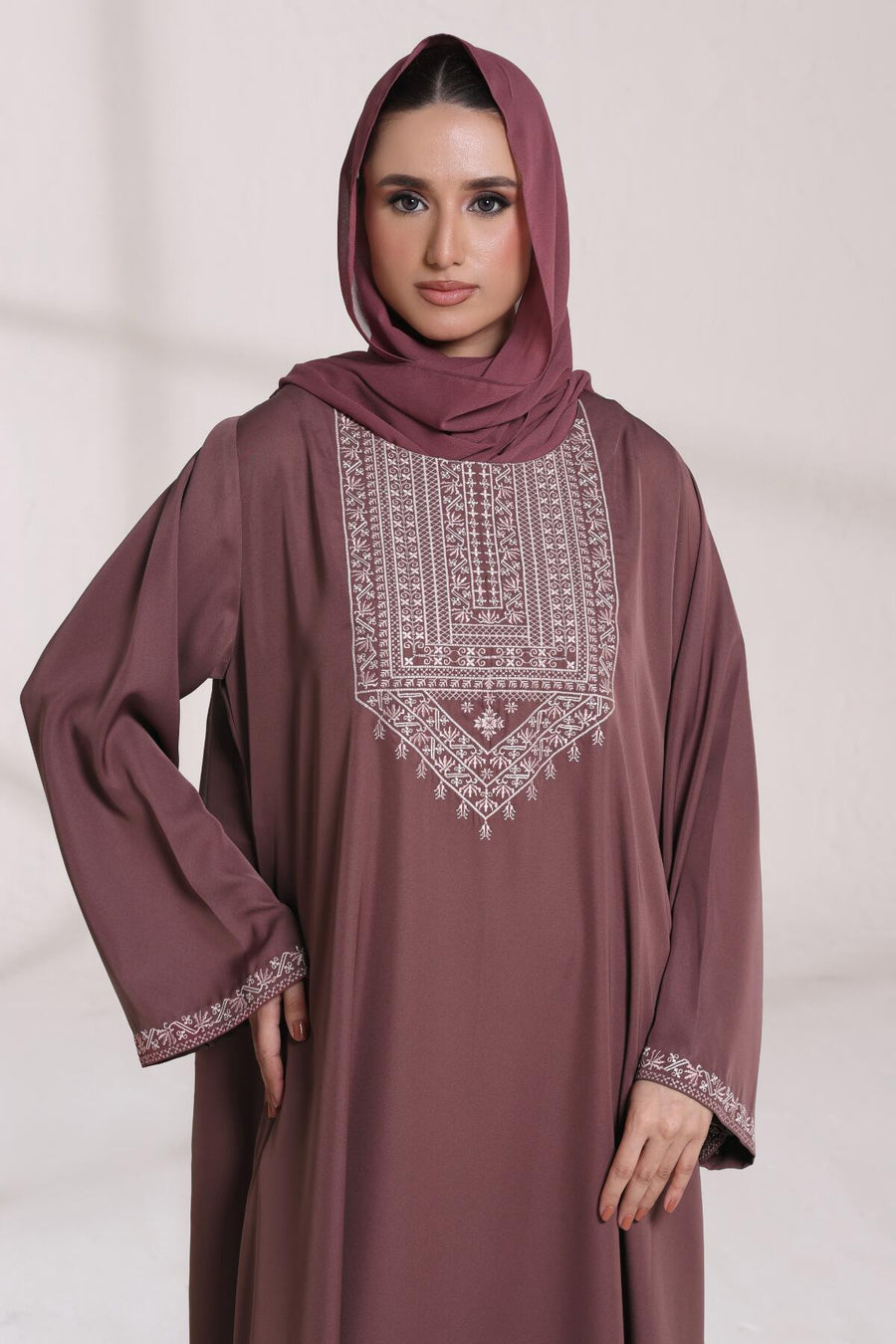 Rosy Finch Abaya