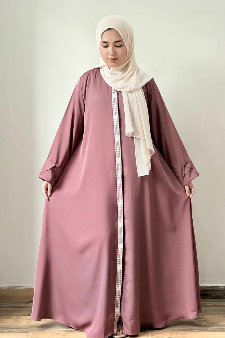 Turkish Rose Embroidered Abaya