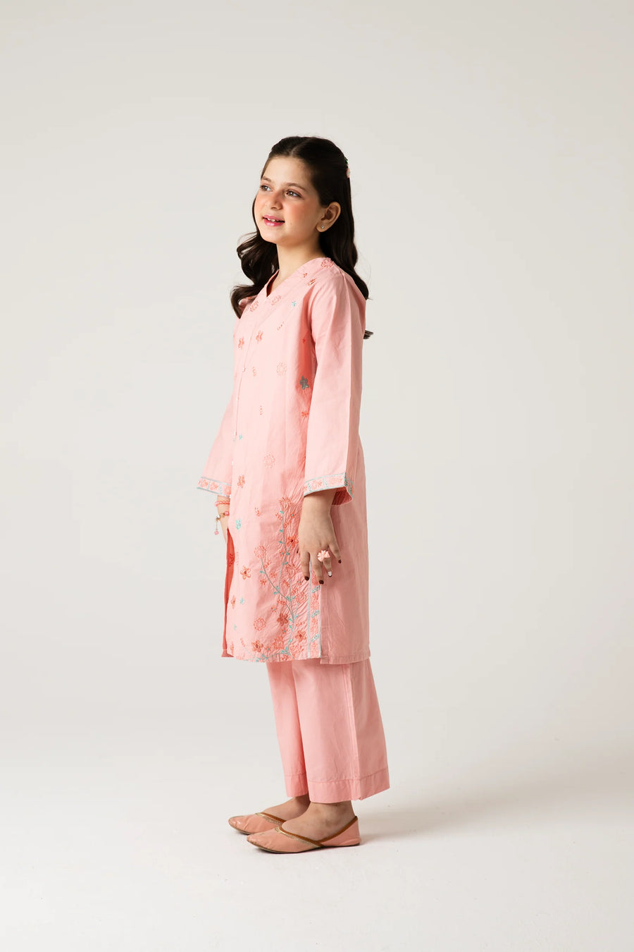 Peach Delicate Embroidered Kurta Set - 2pc